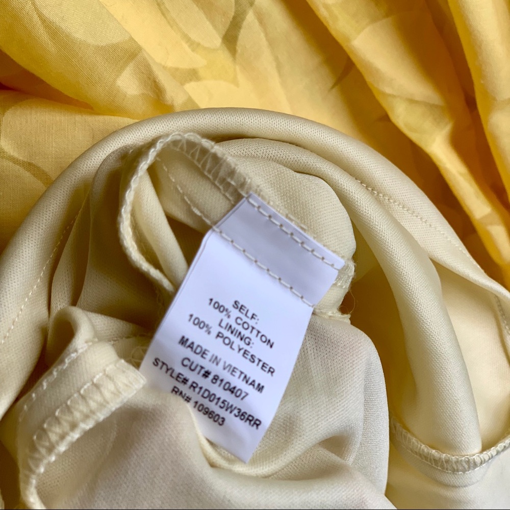 ☺️{Rabbit Rabbit Rabbit Designs} Buttercup Dress🤩 - Picture 5 of 6